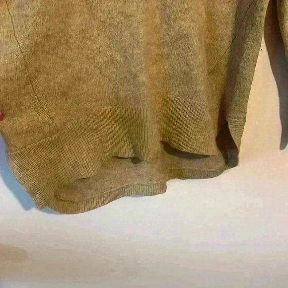 Madewell Turtleneck Wool Sweater Size Medium - Picture 2 of 5